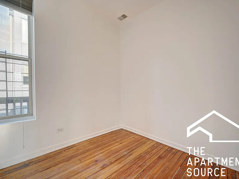 2732 W Chicago Ave #3R — Photo 7