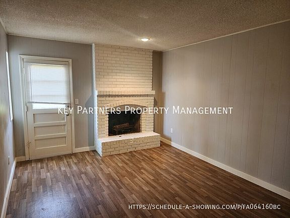 4th image of 9110 W 102nd St