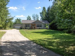 4188 N Geneva Rd, Coleman, MI 48618