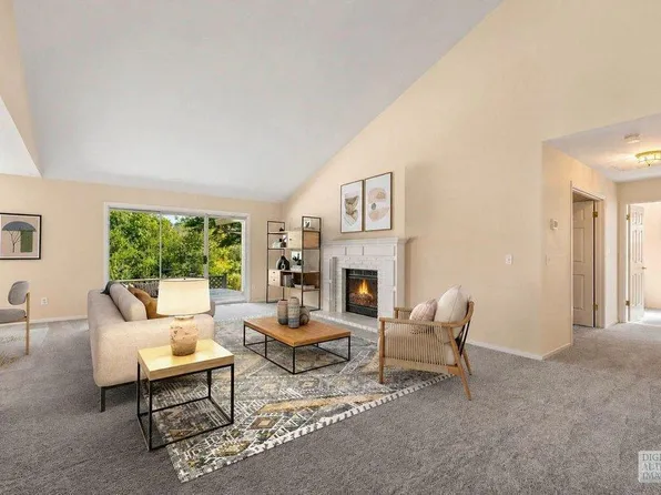 360 Singing Brook Cir, Santa Rosa, CA 95409