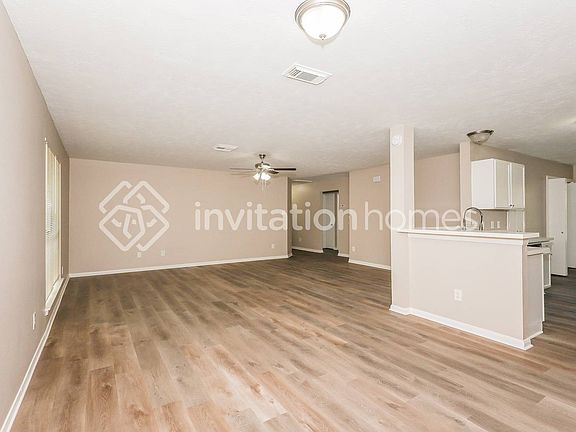 2nd image of 5118 Riverwood Dr