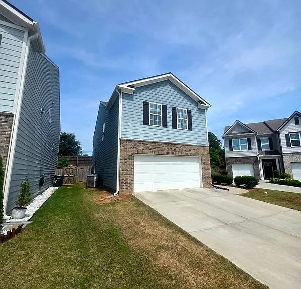 5356 Barberry Ave — Photo 2