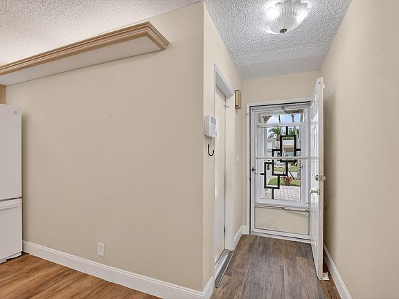 5th image of 18900 Haywood Terrace #6