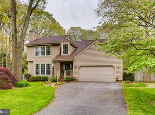 1305 Water Oak Dr, Pasadena, MD 21122