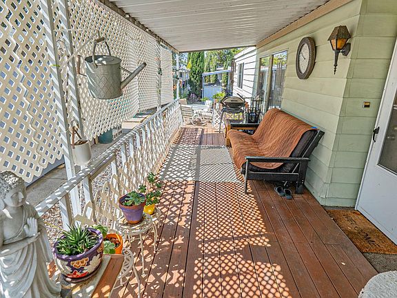 4th image of 4228 Pinewood St #110
