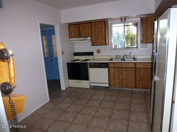 5th image of 9044 E Calle Bogota