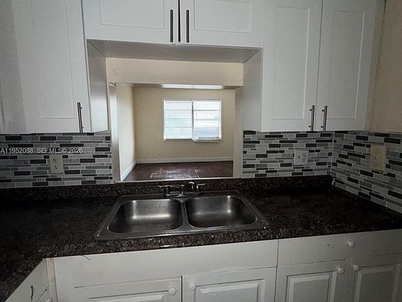 5th image of 7753 Tam Oshanter Blvd #7753