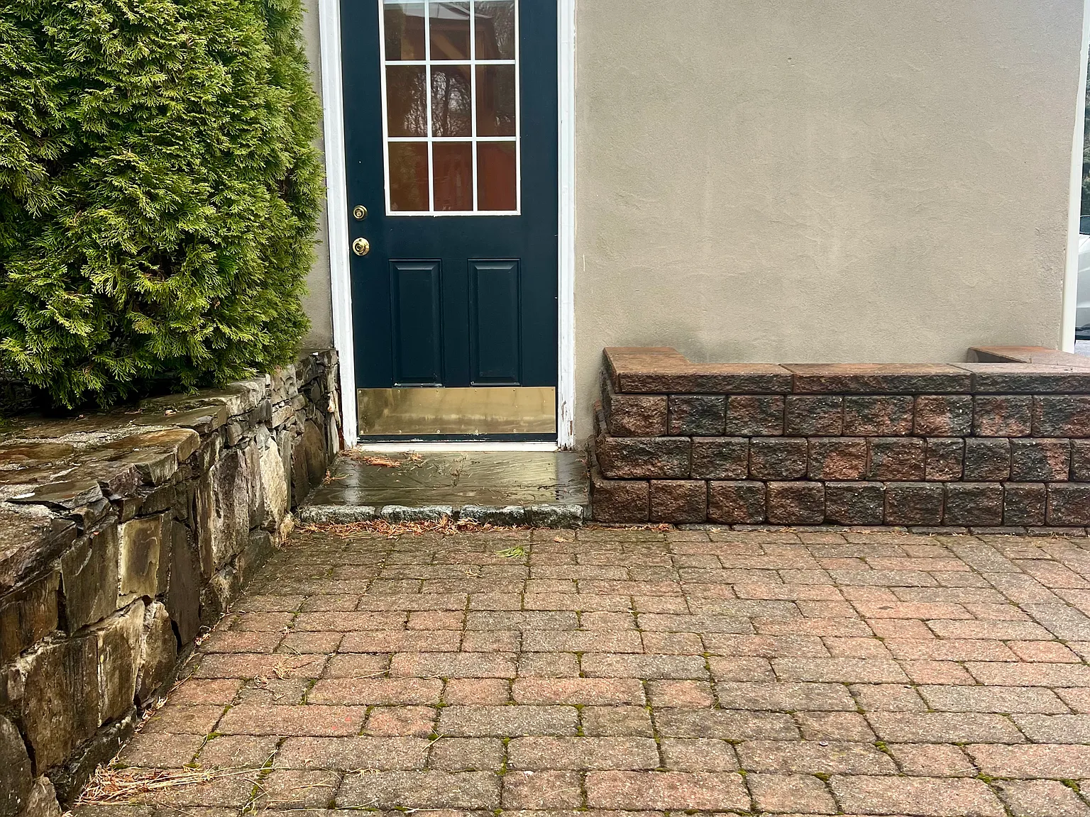 Dahlia Dr, Mahopac — Photo 2