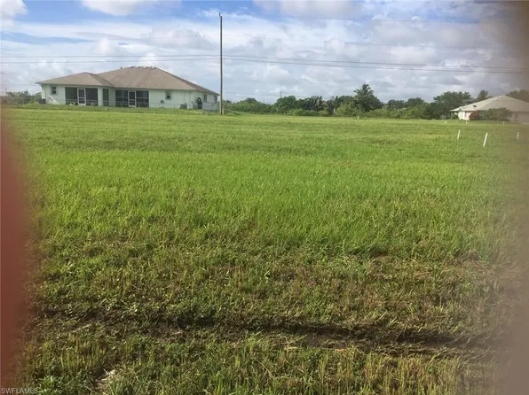 920 Diplomat Pkwy E, Cape Coral, FL 33909