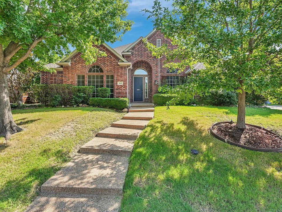 1st image of 444 Wildwood Dr
