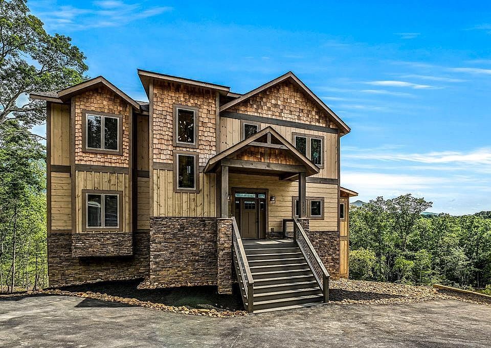 1st image of 3755 Revetta Cir