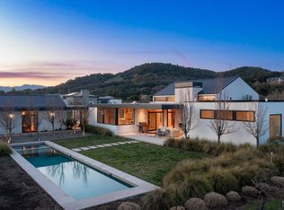 855 Grapestone Ln, Sonoma, CA 95476