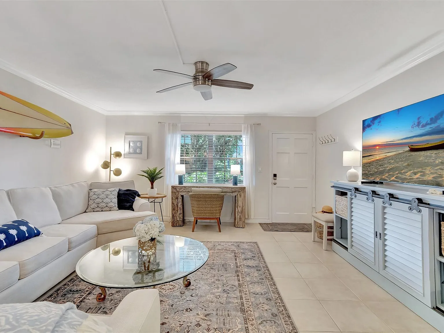 1 bed, 1.0 bath, 750 sqft, $3,800 — Photo 3