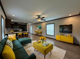 38000 Le Chateau Blvd #76, Clinton Township, MI 48038