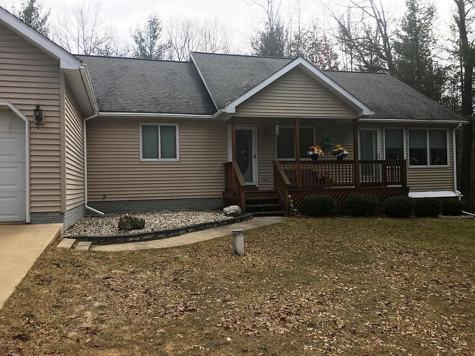 1st image of 2521 E 44th St