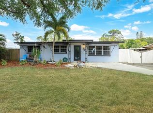 986 Coconut Cir W, Naples, FL 34104