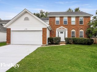 1056 Oakwood Farms Ln, Ballwin, MO 63021