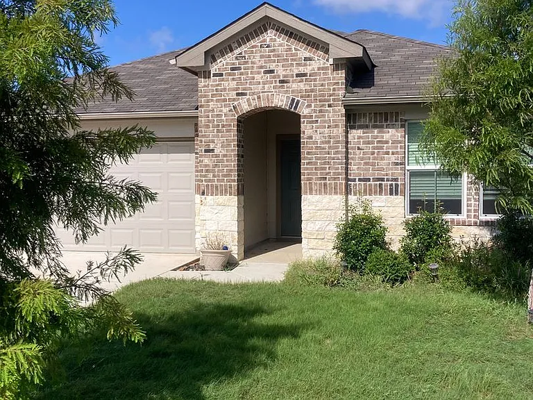 404 Chaco Loop — Photo 1