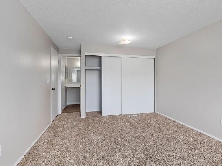 Briarcliffe Apartments & Townhomes — Photo 6