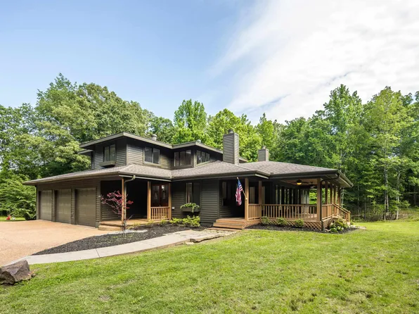 925 Bell Meade Dr, Eads, TN 38028