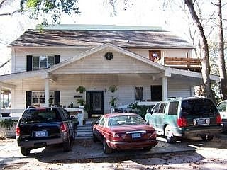 2nd image of 32 Adrianna Ln