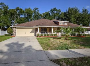 605 Autumn Fern Ln, Deland, FL 32720