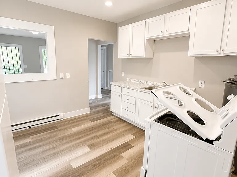 207 Whittemore St #2 — Photo 7