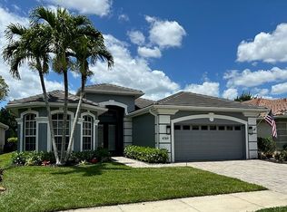 4769 Cerromar Dr, Naples, FL 34112