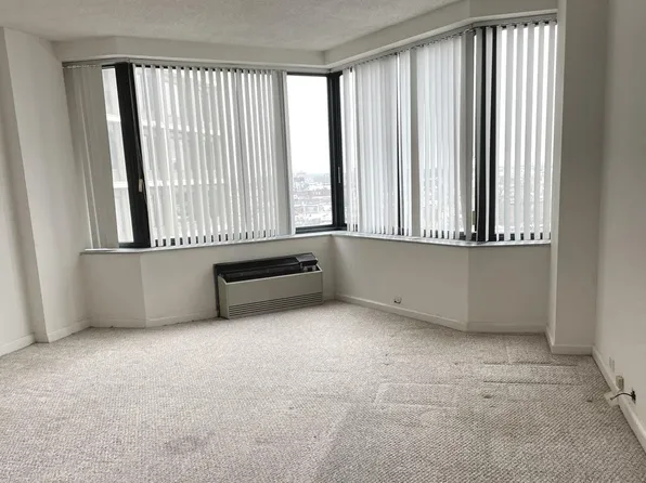 2001 Hamilton St APT 1203, Philadelphia, PA 19130