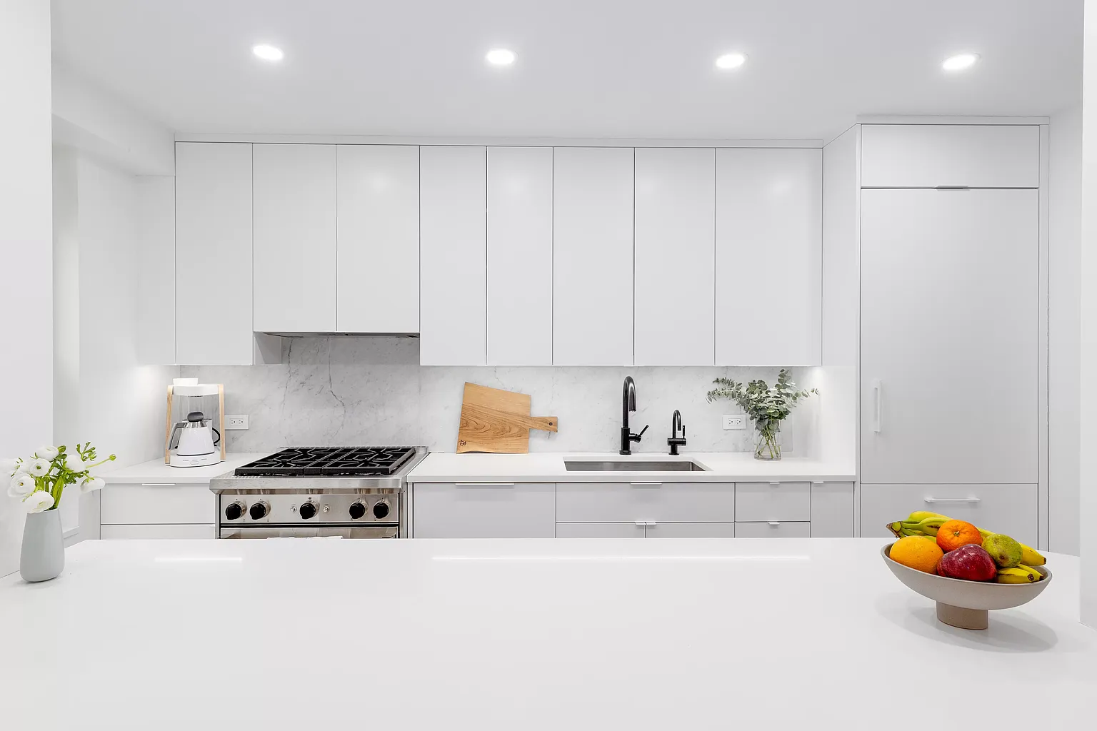 205 E 63rd St APT 5D photo 1