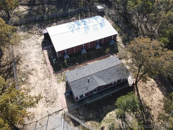 13715 Wilderness Way, Kingston, OK 73439