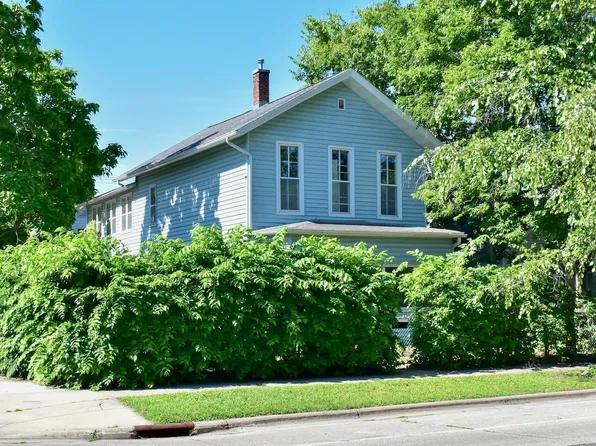 477 E 5th St, Winona, MN 55987