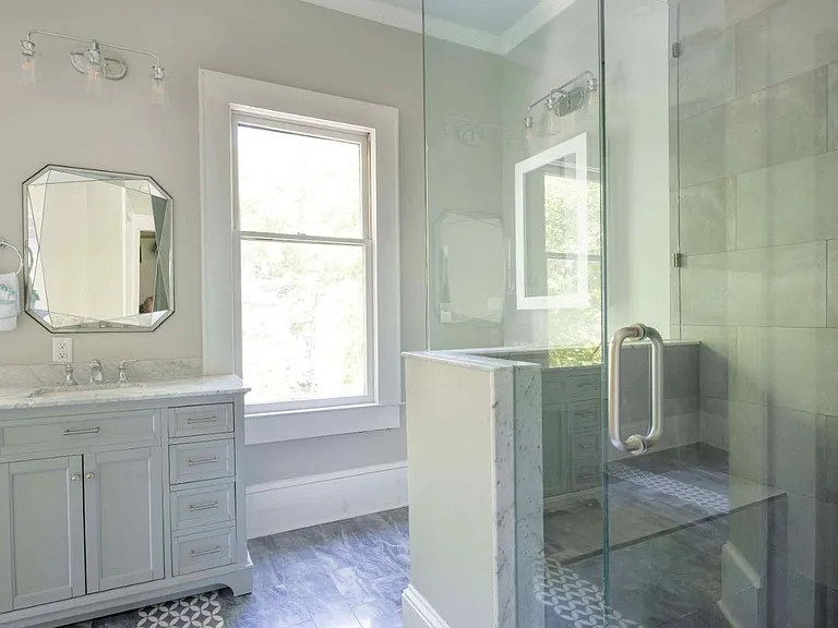 416 Augusta Ave SE — Photo 16