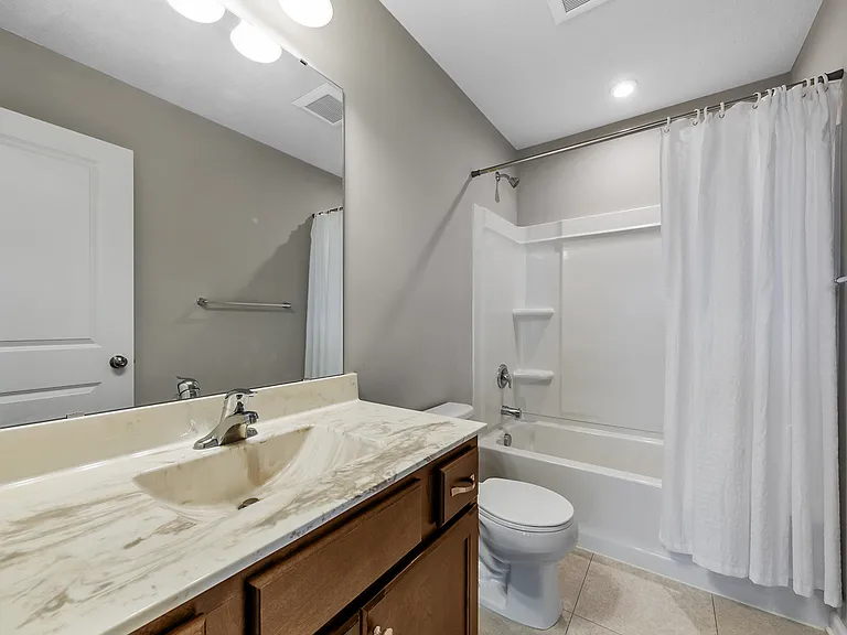 18109 Glacier Way — Photo 24