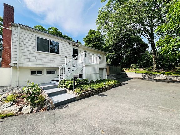 3rd image of 16 Ridge Ave