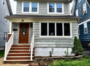 35 Hartford Ave, Staten Island, NY 10310
