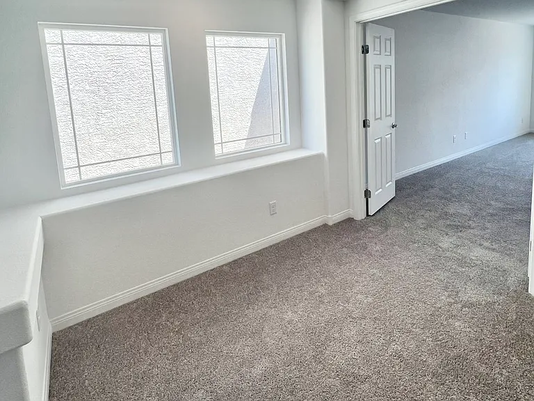 10314 Sterling Creek St — Photo 6