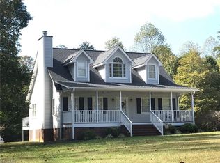 110 Millbrook Dr, Eden, NC 27288