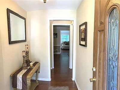 3rd image of 22761 Esther Ave