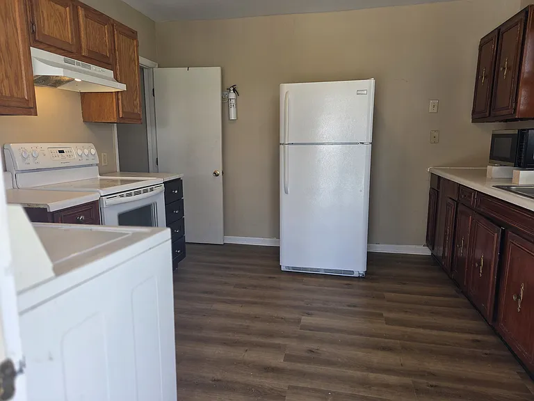 5112 Schubert Rd — Photo 5