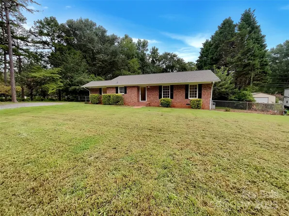 4026 Palmetto Dr, Rock Hill, SC 29732