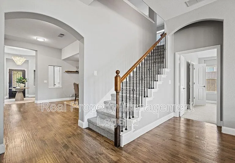 1451 Cedar Hollow Dr — Photo 31