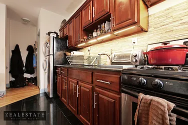 Rented by ZealEstate Group Inc