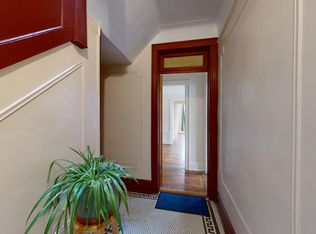 632 72nd St APT 1R, Brooklyn, NY 11209