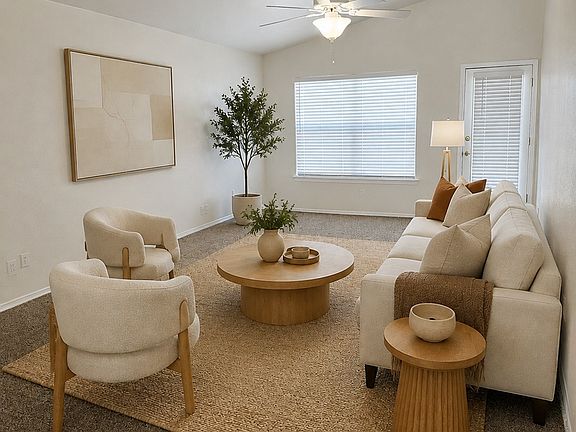 3rd image of 1326 Magoffin Pl