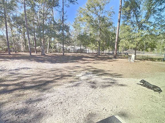 5th image of 14073 Cedarwood Ave