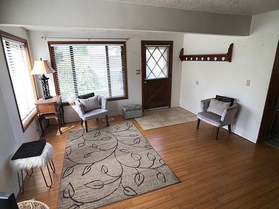 3rd image of 17901 NE 159th St