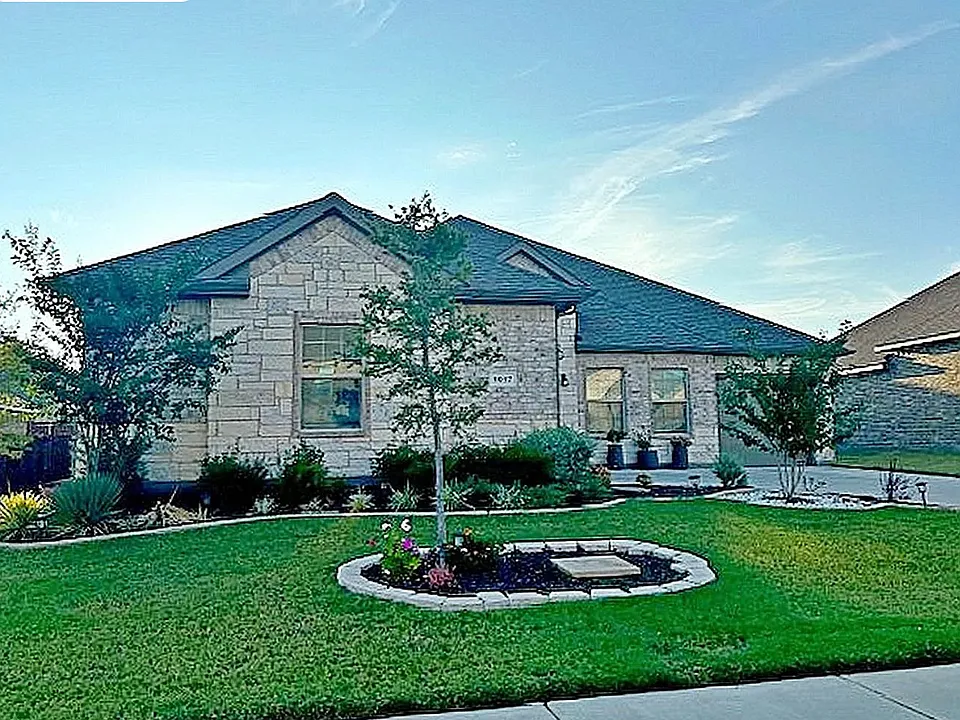 1017 Greencove Dr