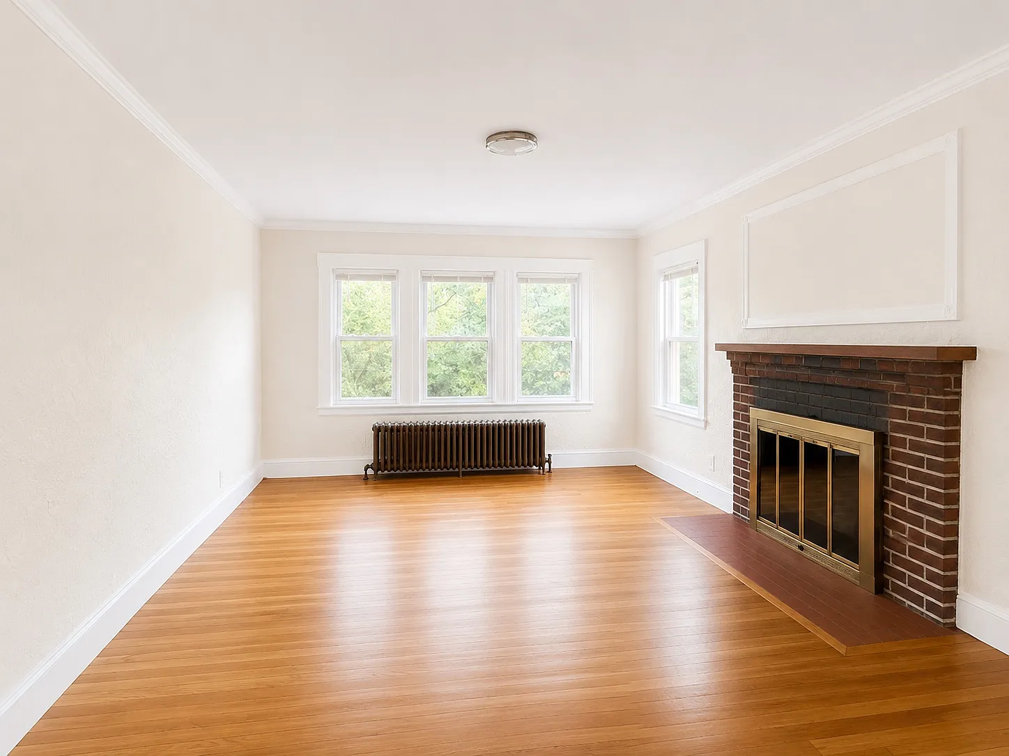 24 Jamaica Rd — Photo 2