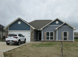 1804 S Spring St, Stuttgart, AR 72160